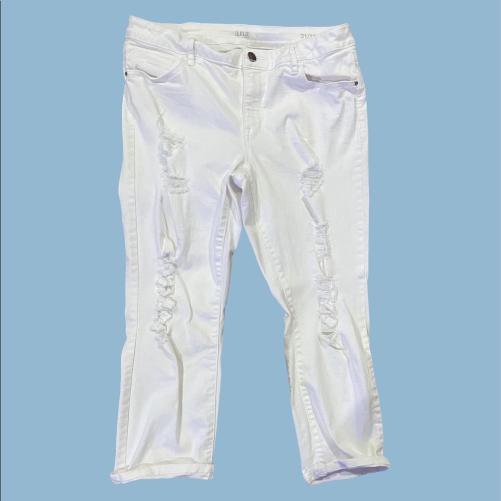 a.n.a white cropped jeans with rips throughout